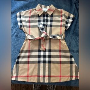 Girls Burberry Dress 4Y (Can fit up to 6 years old). BRAND NEW,ONLY WORN 2 TIMES